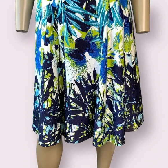 Nine West Floral Sleeveless Fit and Flare Shift Party Dress Size 10 Multicolor - Picture 6 of 16